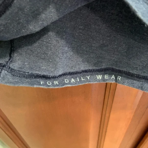 Mack Weldon, Size M, Men's Navy Pima T-Shirt - Picture 3 of 3